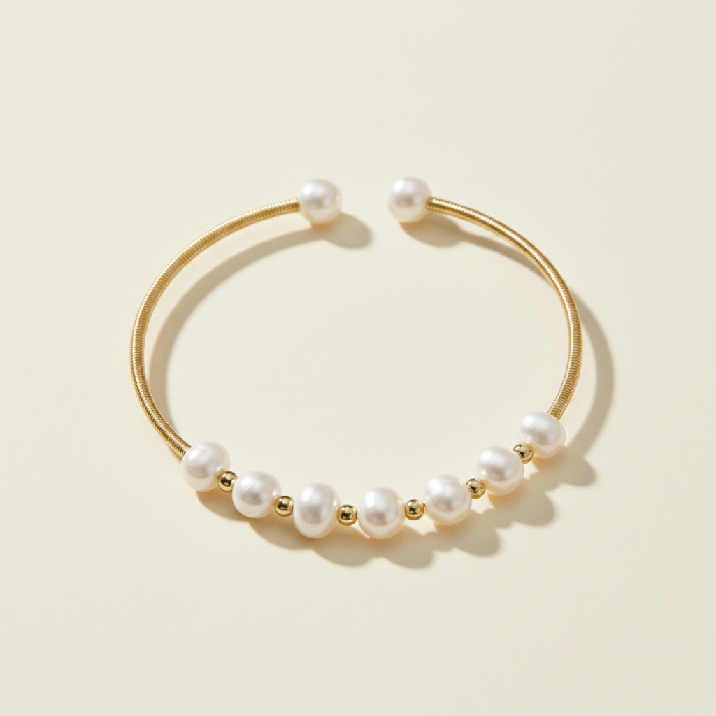 Nacreous Freshwater Pearl Bracelet
